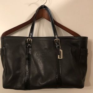 👛 Beautiful Black Coach Purse 👛